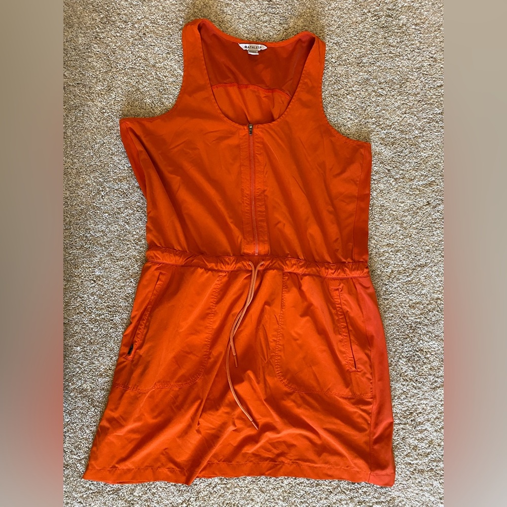 Athleta Expedition Dress w/ built in shorts